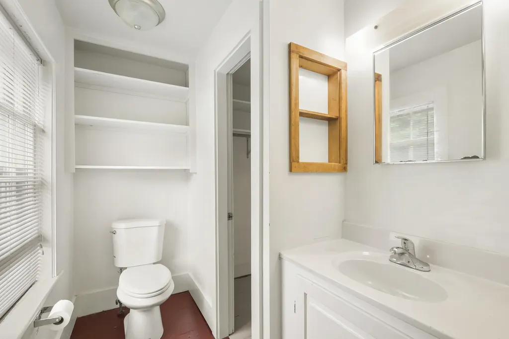9 Pleasant Street Bath ME 04530