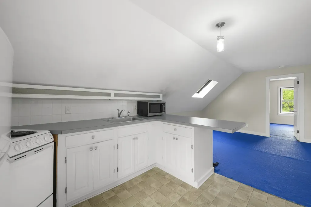 9 Pleasant Street Bath ME 04530
