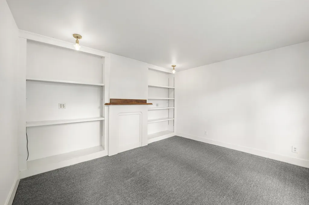 9 Pleasant Street Bath ME 04530
