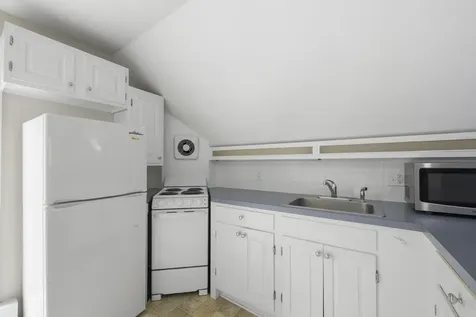9 Pleasant Street Bath ME 04530