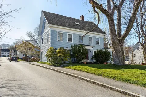 9 Pleasant Street Bath ME 04530