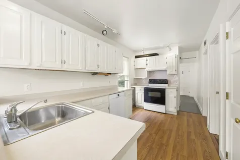 9 Pleasant Street Bath ME 04530