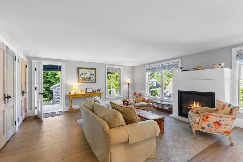9 Chestnut Hill Street Camden ME 04843