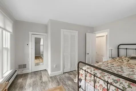 9 Chestnut Hill Street Camden ME 04843