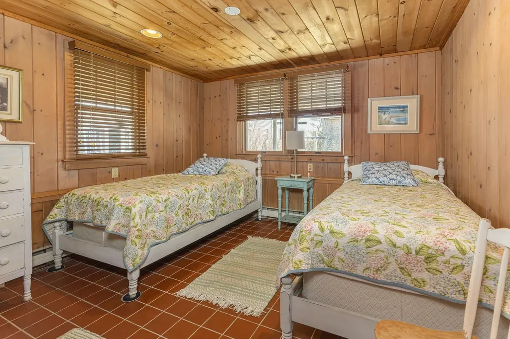18 New Salt Road Old Orchard Beach ME 04064