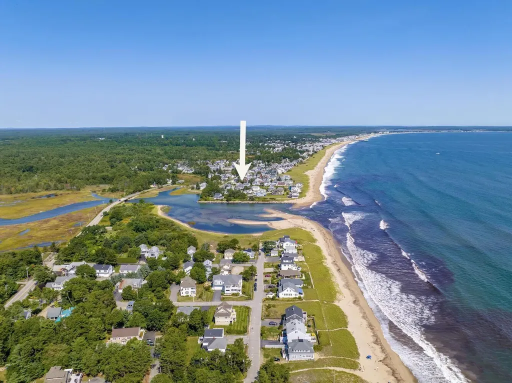18 New Salt Road Old Orchard Beach ME 04064