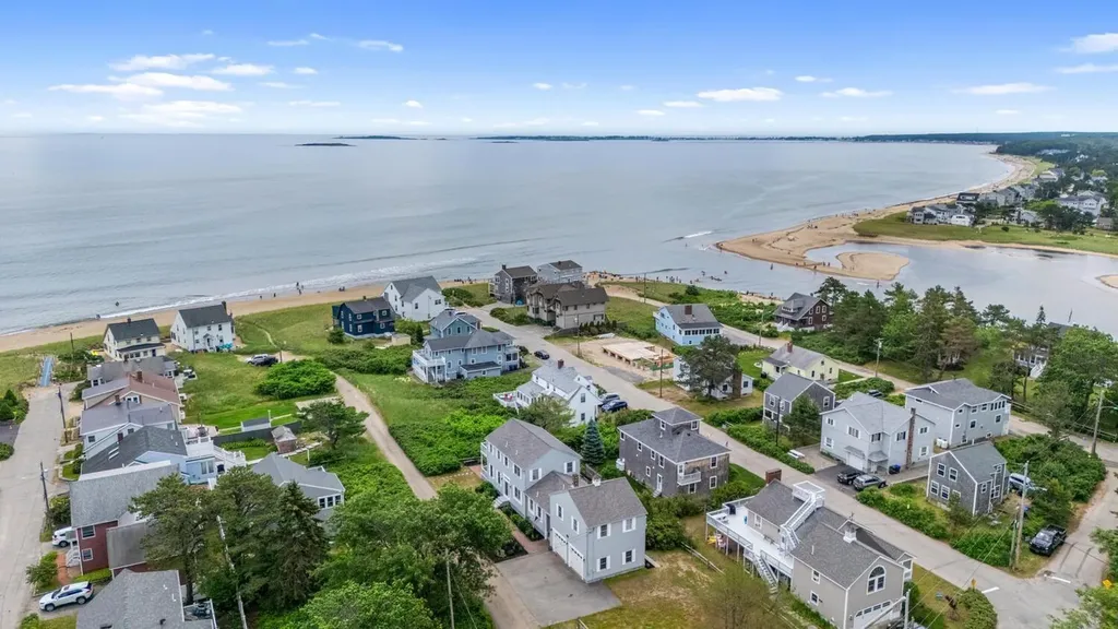 18 New Salt Road Old Orchard Beach ME 04064
