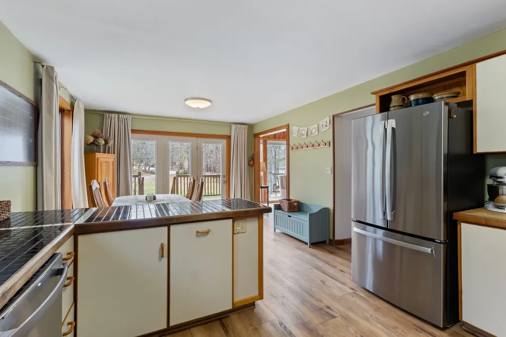 97 Tenny Hill Road Raymond ME 04071