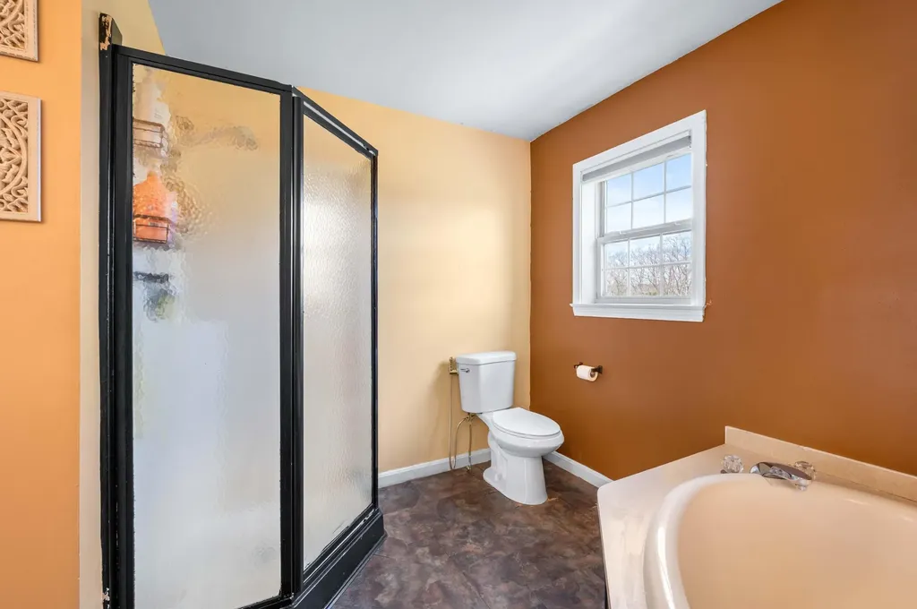 90 Sennebec Road Union ME 04862
