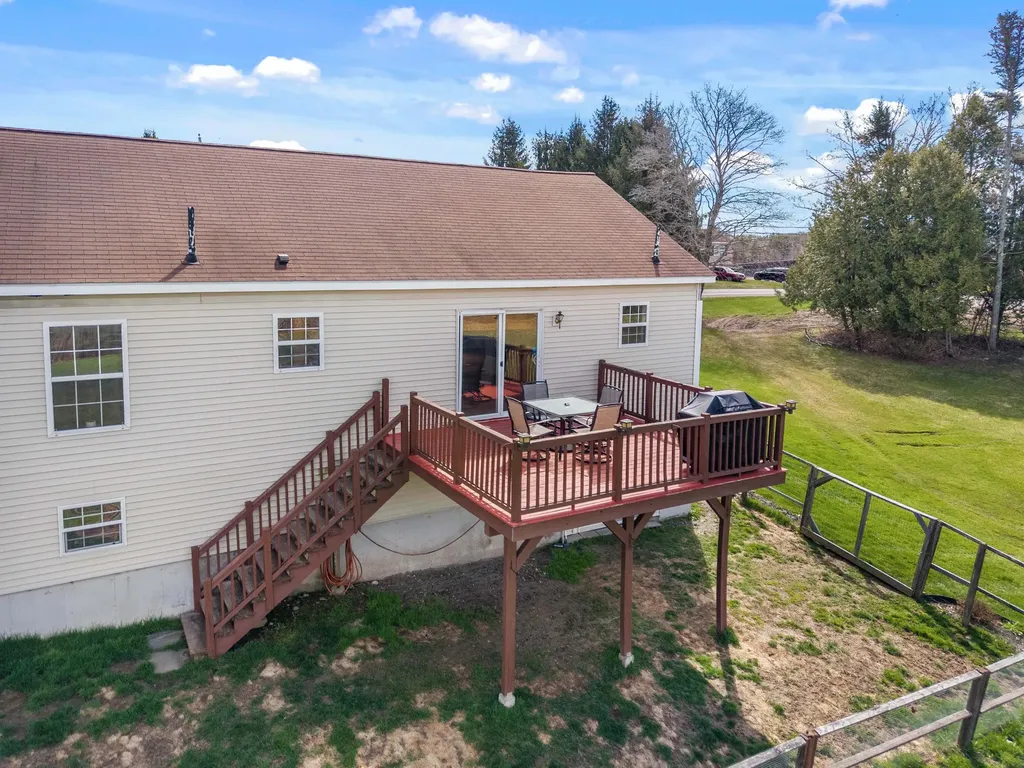 90 Sennebec Road Union ME 04862