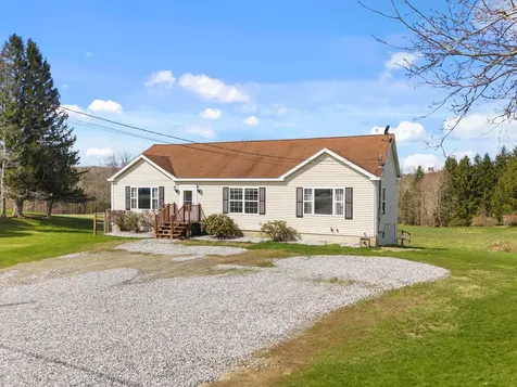90 Sennebec Road Union ME 04862