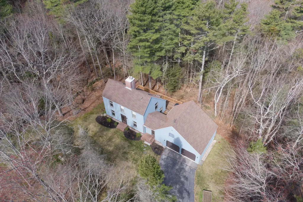 135 Fairwind Lane Yarmouth ME 04096