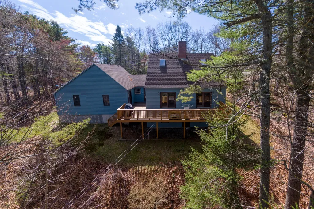 135 Fairwind Lane Yarmouth ME 04096
