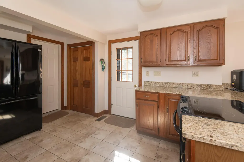 135 Fairwind Lane Yarmouth ME 04096