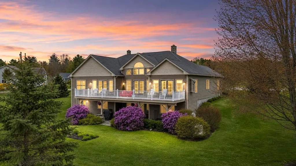 20 Cortland Avenue Turner ME 04282