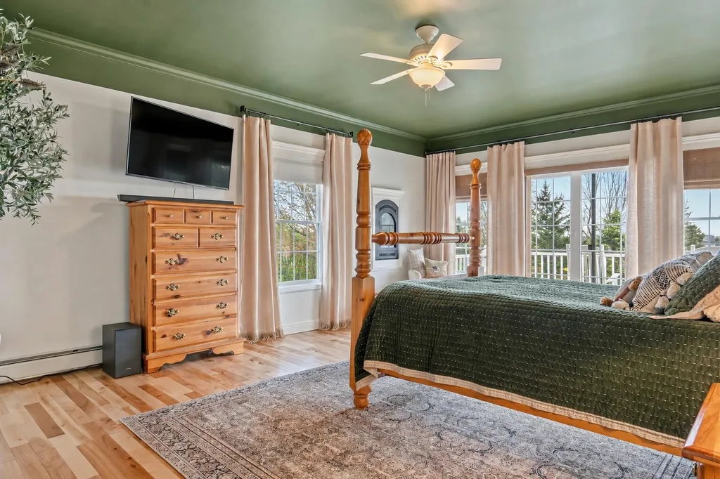 20 Cortland Avenue Turner ME 04282
