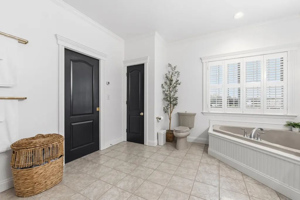 20 Cortland Avenue Turner ME 04282