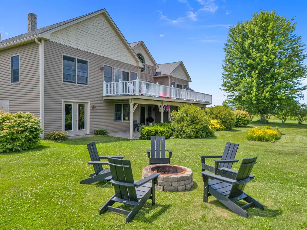 20 Cortland Avenue Turner ME 04282