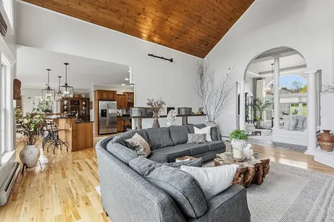 20 Cortland Avenue Turner ME 04282