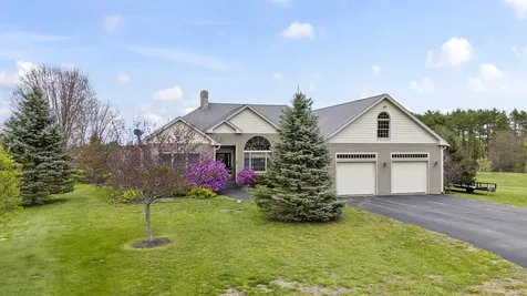 20 Cortland Avenue Turner ME 04282