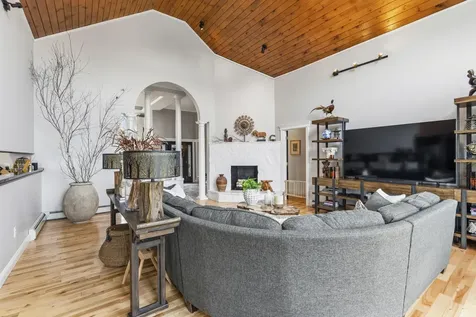 20 Cortland Avenue Turner ME 04282