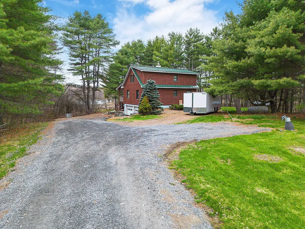 688 Main Street Vassalboro ME 04989