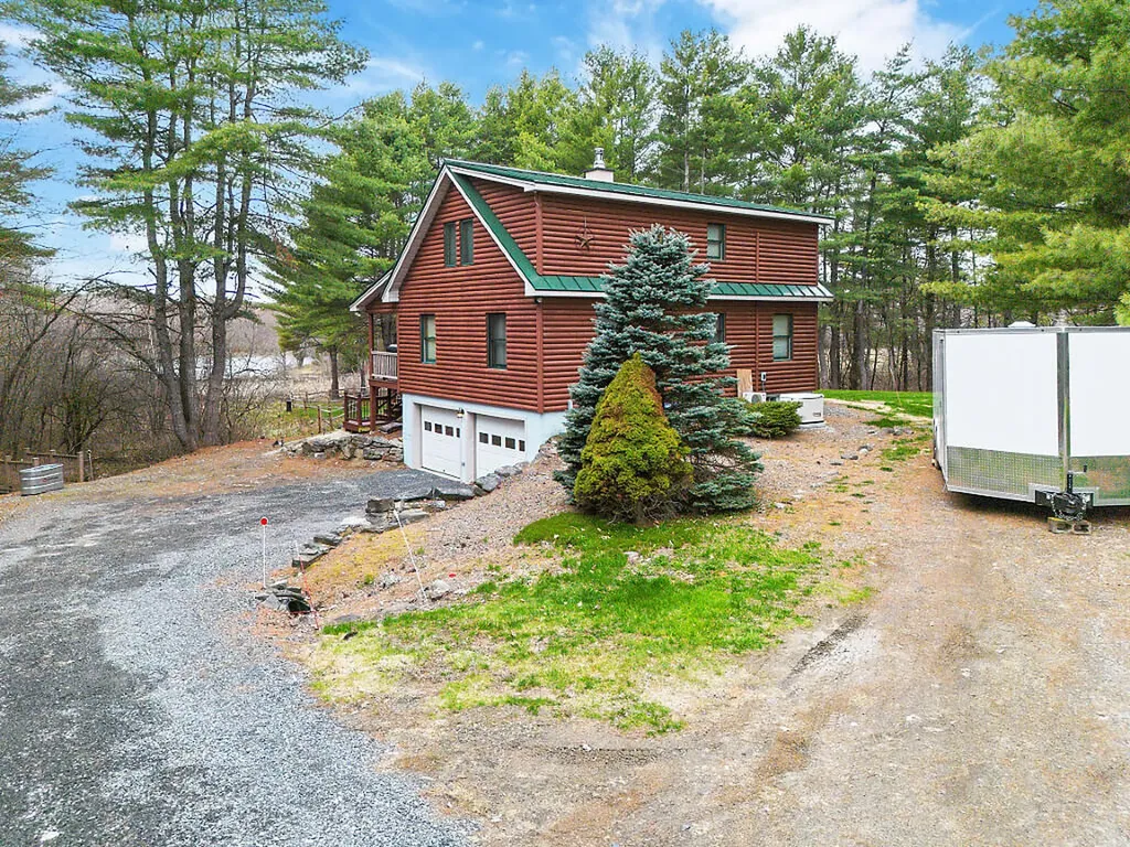 688 Main Street Vassalboro ME 04989