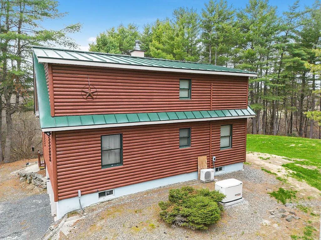 688 Main Street Vassalboro ME 04989