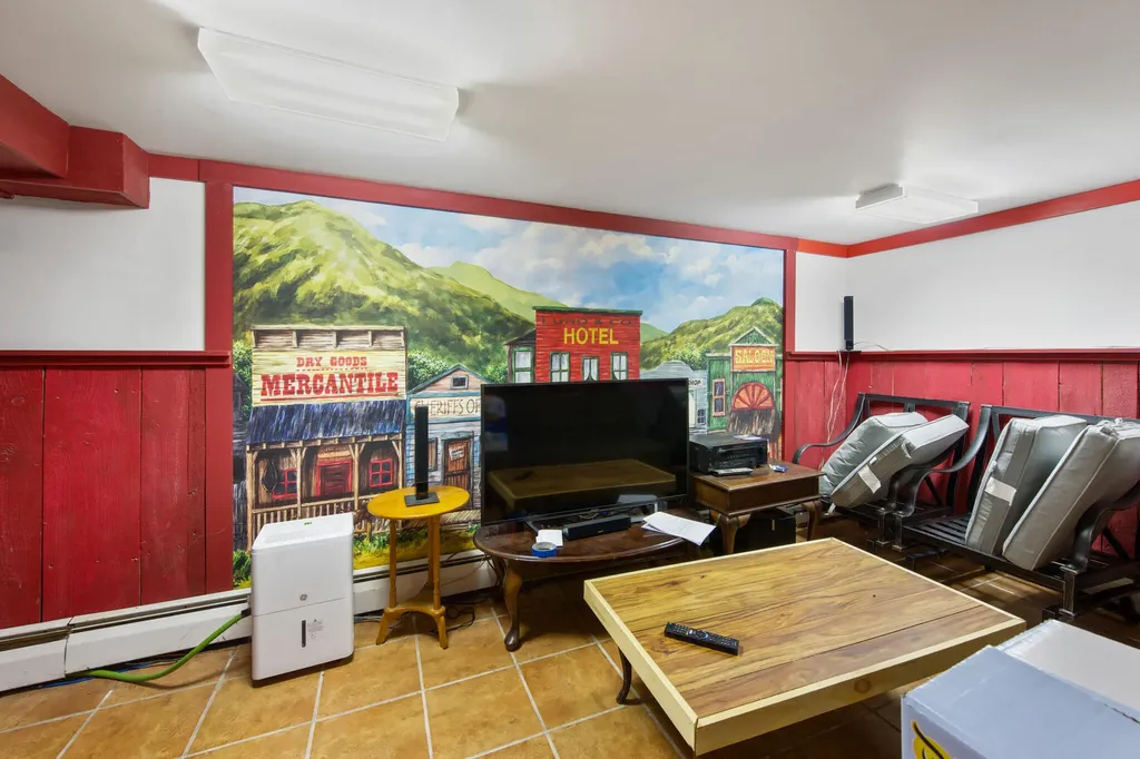 21 Goodwin Street Newport ME 04953