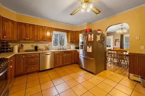 21 Goodwin Street Newport ME 04953