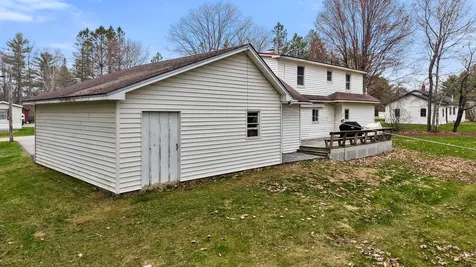 21 Goodwin Street Newport ME 04953