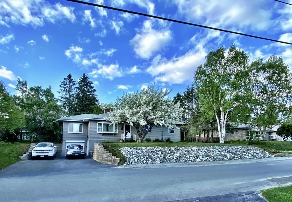15 Home Farm Road Caribou ME 04736