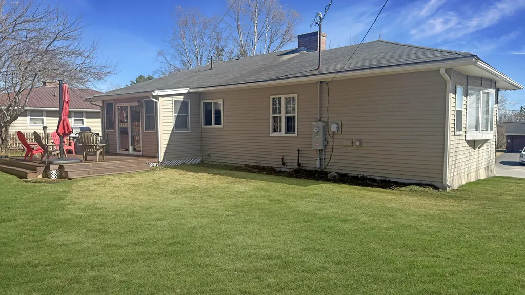 15 Home Farm Road Caribou ME 04736