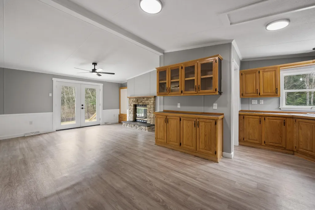 85 Canaan Road Hampden ME 04444