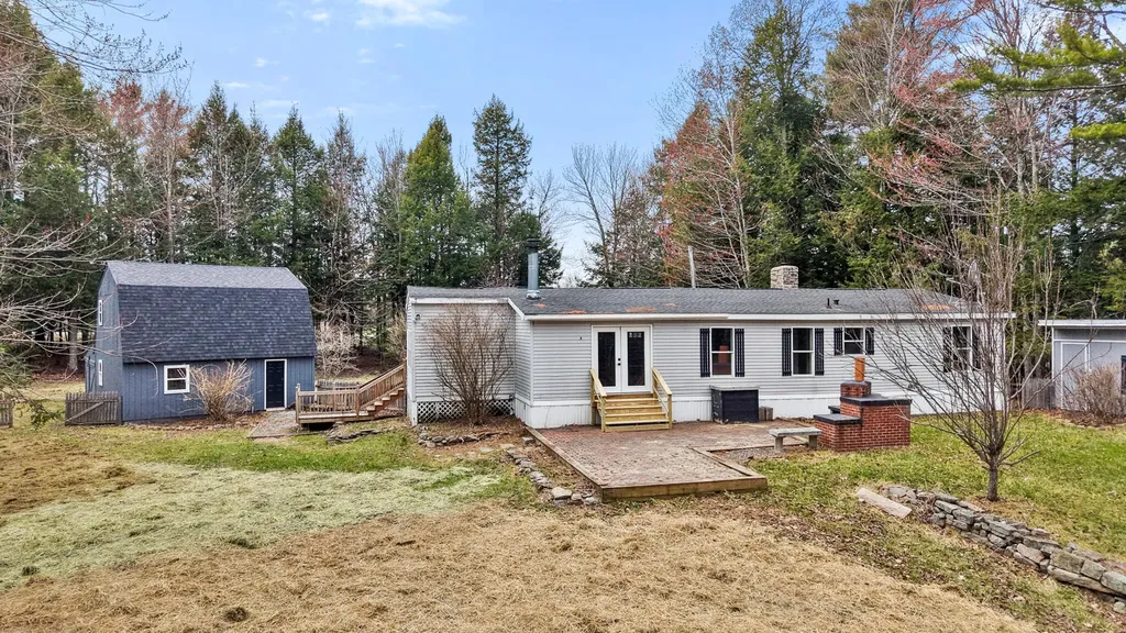 85 Canaan Road Hampden ME 04444