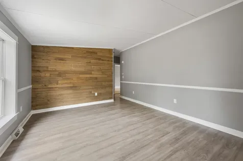 85 Canaan Road Hampden ME 04444