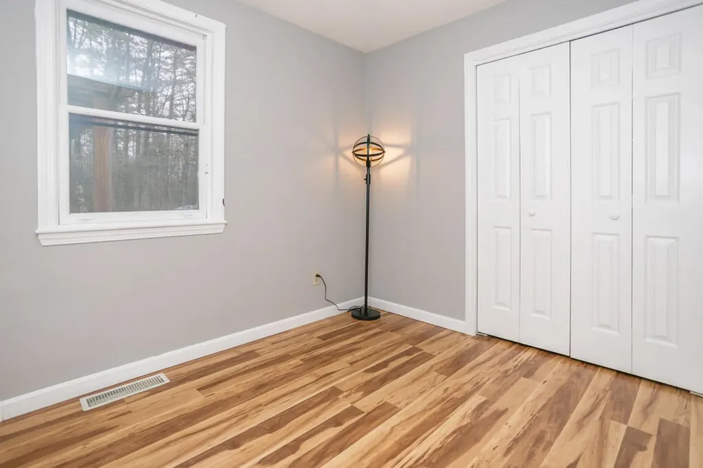 11 Cohoon Road Chesterville ME 04938