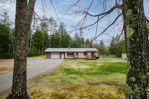 11 Cohoon Road Chesterville ME 04938