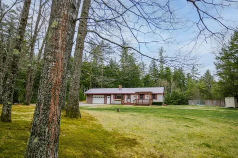 11 Cohoon Road Chesterville ME 04938