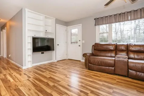 11 Cohoon Road Chesterville ME 04938