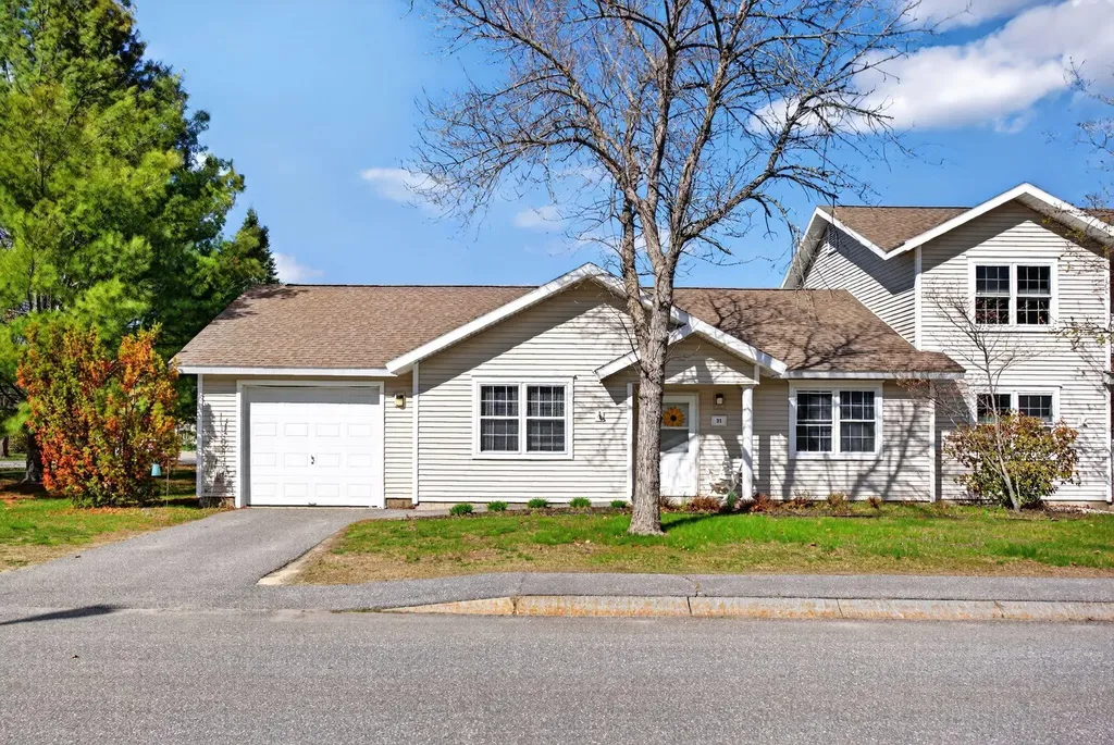 31 Guadalcanal Drive Brunswick ME 04011