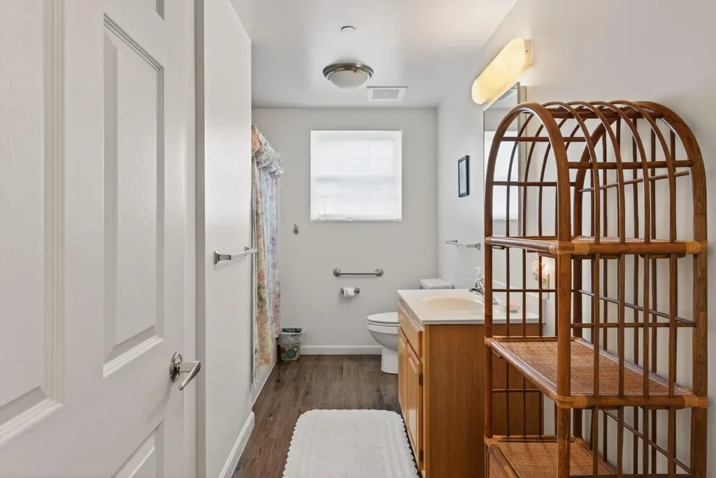 31 Guadalcanal Drive Brunswick ME 04011