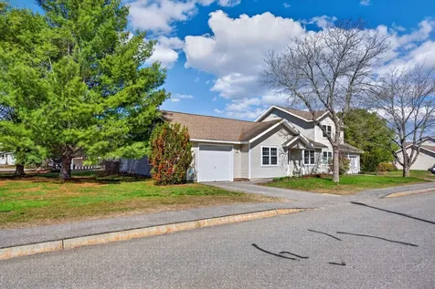 31 Guadalcanal Drive Brunswick ME 04011
