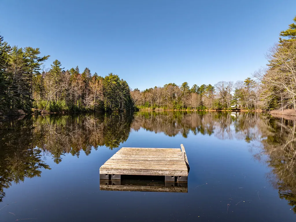 25 Deaver Road Waldoboro ME 04572
