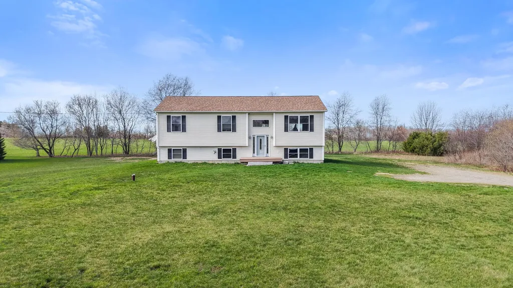 66 Bradbury Drive Corinth ME 04427