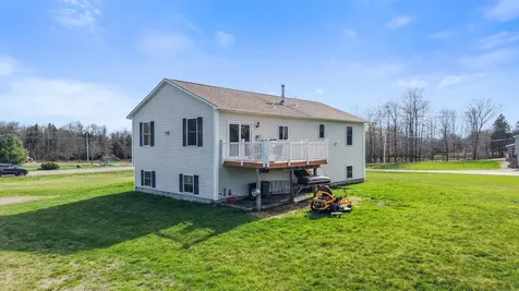 66 Bradbury Drive Corinth ME 04427