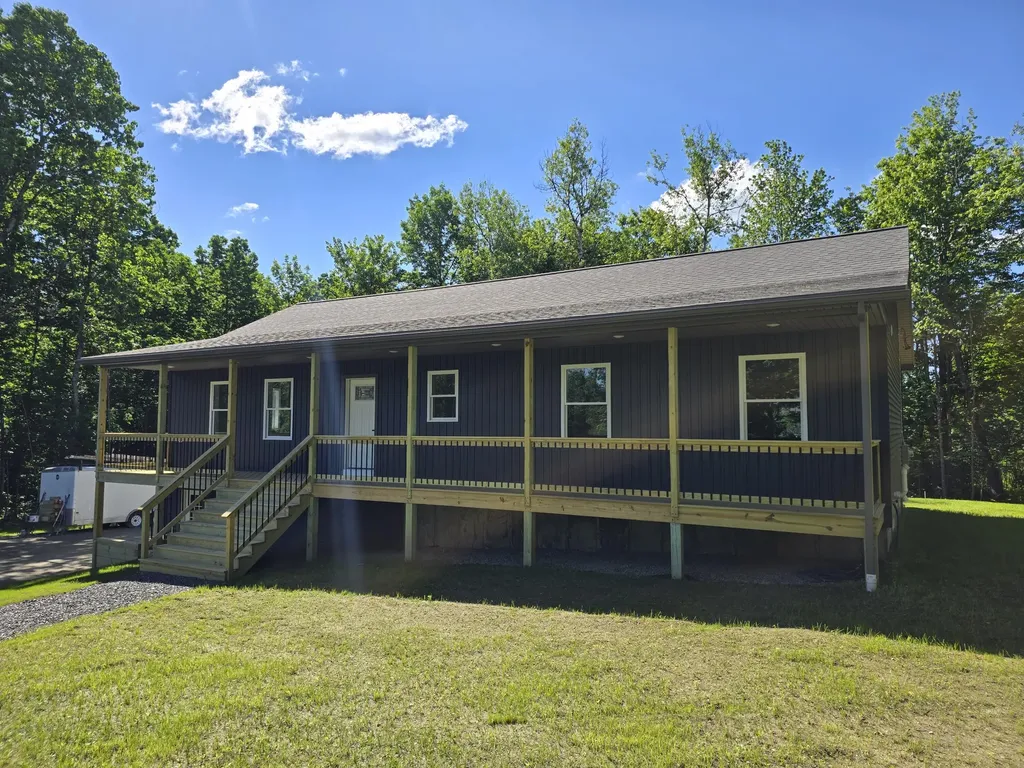 5 Holly Lane Cornville ME 04976