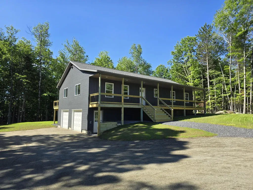 5 Holly Lane Cornville ME 04976