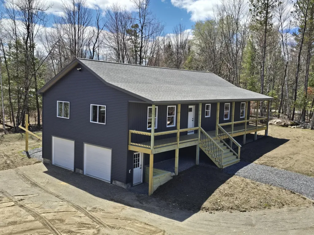 5 Holly Lane Cornville ME 04976