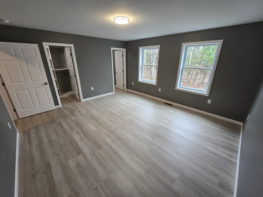 5 Holly Lane Cornville ME 04976
